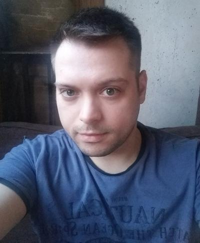 Виталий Юров